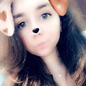 Meet your Posher, Hillary